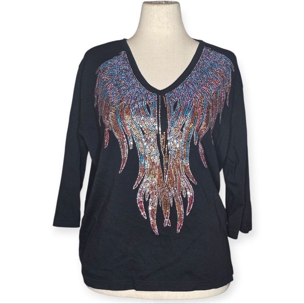 Isaac’s Designs Black Rhinestone Graphic Top 1XL V Neck 3/4 Sleeve